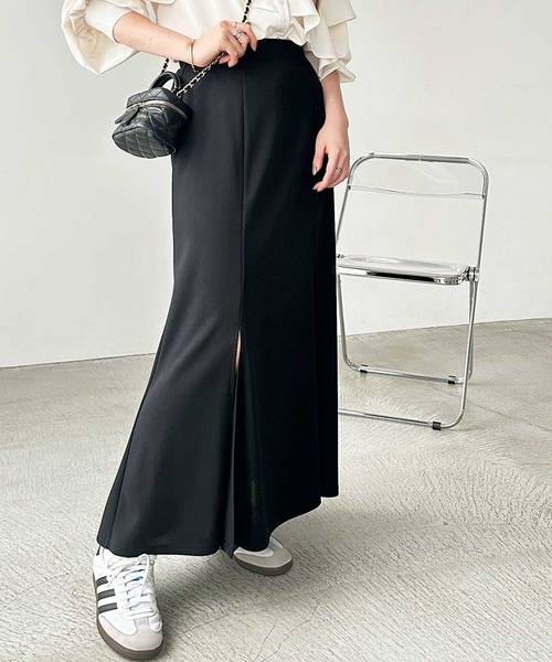 GeeRA(ジーラ)の「スリットマーメイドロングフレアスカート(スカート・レディース・チャコール/ベージュ/ブラック・SMALL/MEDIUM/LARGE/X-LARGE)」の20枚目の写真