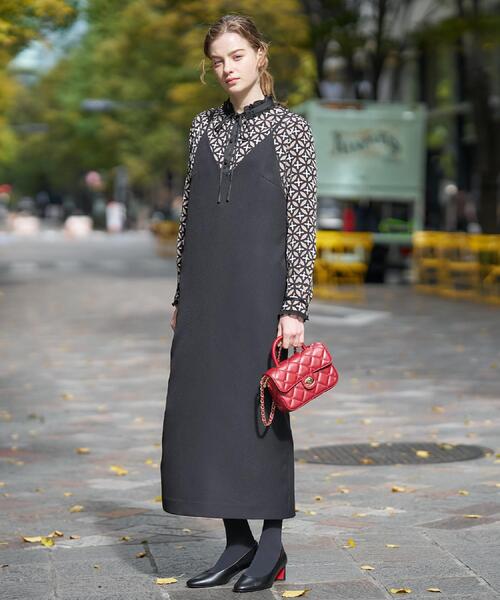 DRESSTERIOR（ドレステリア）の「【美人百花/モデル美香着用】コンフォートアイラインキャミワンピース（ワンピース・レディース・ブラック/グレー・38/36/34）」の15枚目の写真