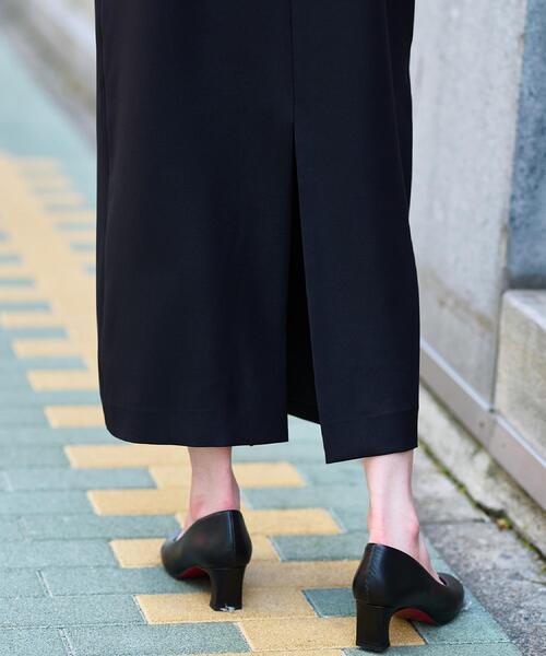 DRESSTERIOR（ドレステリア）の「【美人百花/モデル美香着用】コンフォートアイラインキャミワンピース（ワンピース・レディース・ブラック/グレー・38/36/34）」の21枚目の写真