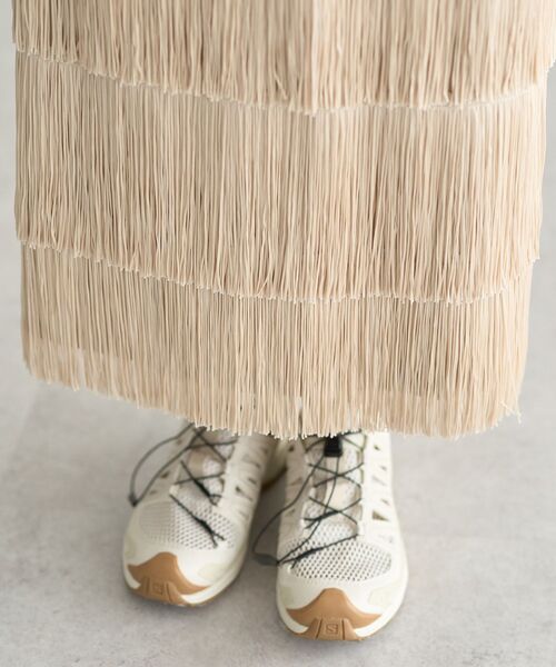 Editt by YECCA VECCA(エディットバイイェッカヴェッカ)の「フリンジロングスカート(スカート・レディース・ブラック/ブラウン/ライトベージュ・FREE)」の5枚目の写真