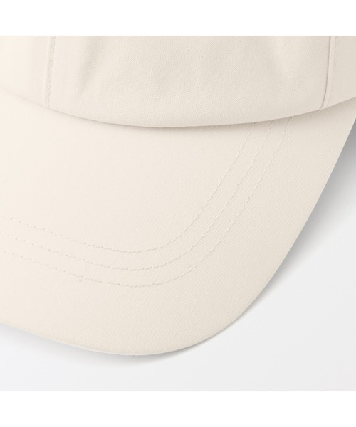 無印良品（ムジルシリョウヒン）の「ＵＶカット透湿撥水防水テープ使い　キャップ（キャップ・レディース・ブラウン系/ベージュ/ブラック/アイボリー・55-59cm）」の8枚目の写真