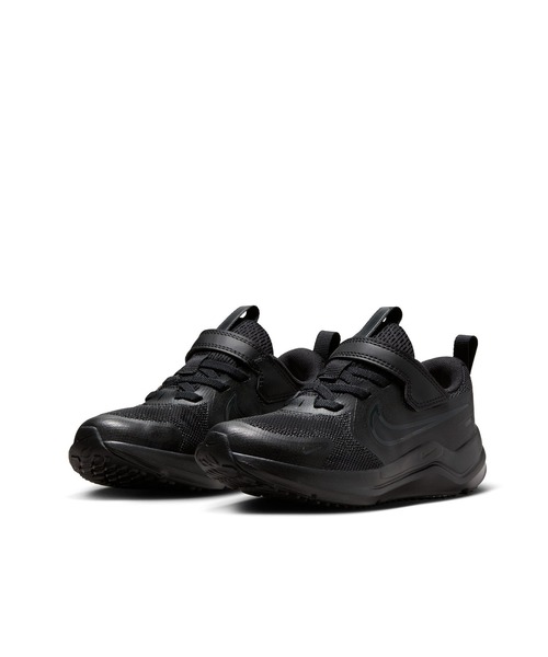 NIKE(ナイキ)の「NIKE/ナイキ キッズ スニーカー 運動靴 ランニング 面ファスナー ナイキ コスミック ランナー PSV HM4400-001(スニーカー・キッズ・ブラック×ブラック・18.0cm/17.0cm/19.0cm/22.0cm/21.0cm/20.0cm)」の1枚目の写真