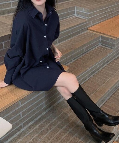 cammie(キャミー)の「オーバーサイズカラーシャツ(シャツ/ブラウス・レディース・ブラック/オリーブ/ライトピンク/オフホワイト・MEDIUM/LARGE)」の9枚目の写真