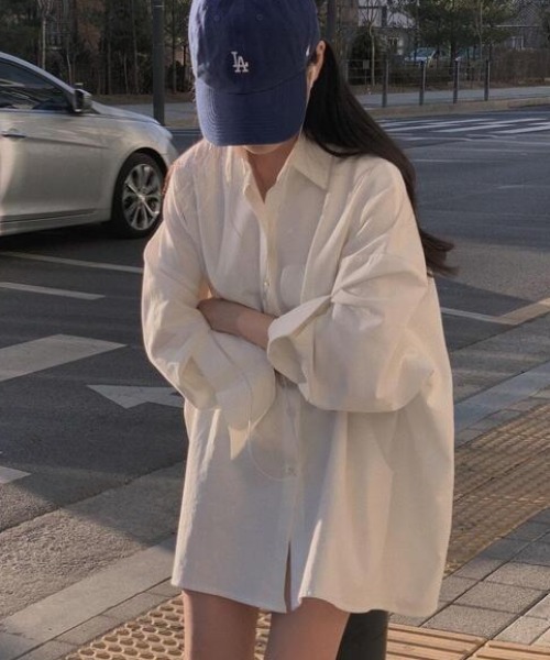 cammie(キャミー)の「オーバーサイズカラーシャツ(シャツ/ブラウス・レディース・ブラック/オリーブ/ライトピンク/オフホワイト・MEDIUM/LARGE)」の8枚目の写真