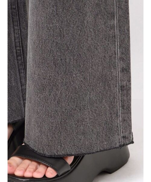 EVRIS（エヴリス）の「シンプルワイドデニムパンツ（デニムパンツ・レディース・ブラック/インディゴブルー/ライトブルー・X-SMALL/MEDIUM/SMALL）」の22枚目の写真