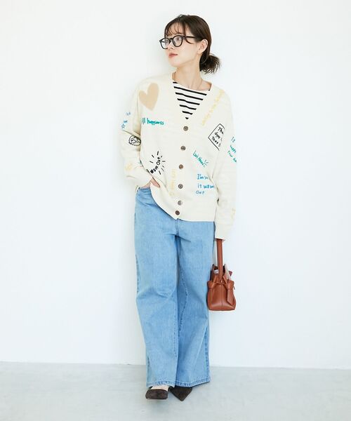 le.coeur blanc(ルクールブラン)の「《手洗い可能》TORRAZZO DONNA エンブロイダリーニットカーデ(カーディガン/ボレロ・レディース・グレー/アイボリー・38)」の4枚目の写真
