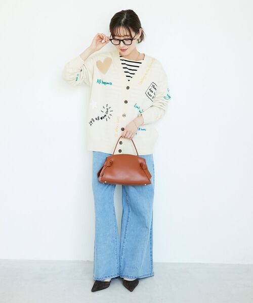 le.coeur blanc(ルクールブラン)の「《手洗い可能》TORRAZZO DONNA エンブロイダリーニットカーデ(カーディガン/ボレロ・レディース・グレー/アイボリー・38)」の5枚目の写真