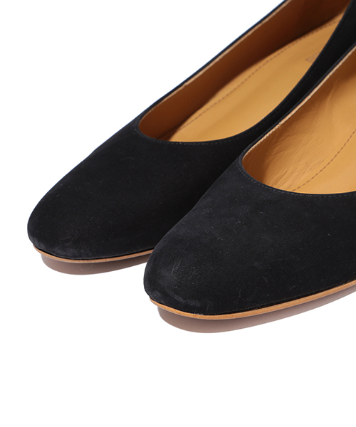 CHEMBUR(チェンバー)の「CHEMBUR / 別注 ラウンド スクエアカットパンプス(パンプス・レディース・ブラウン系その他/ブラック・37/36/35.5/36.5/35/38/37.5)」の7枚目の写真