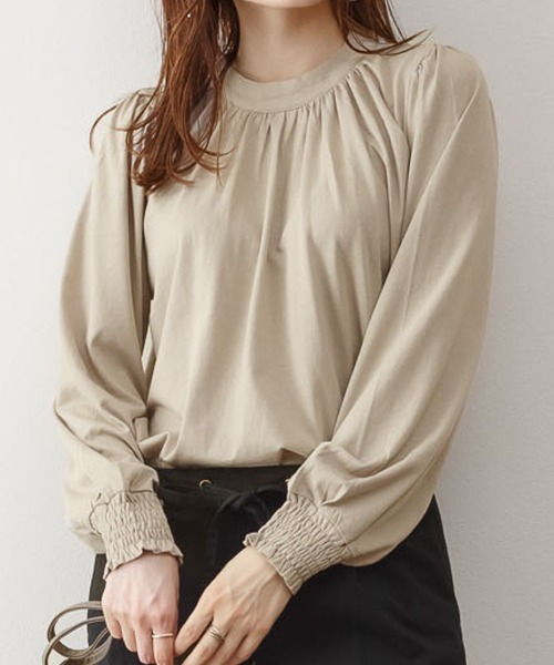 RCD(アールシーディー)の「プチハイネックボリュームスリーブカットソー(Tシャツ/カットソー・レディース・ブラック/チャコールグレー/ライトブラウン/グレイッシュベージュ/ホワイト・M-L/LL~3L/4L~5L)」の1枚目の写真