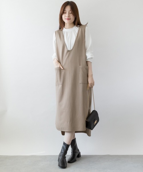 RCD(アールシーディー)の「プチハイネックボリュームスリーブカットソー(Tシャツ/カットソー・レディース・ブラック/チャコールグレー/ライトブラウン/グレイッシュベージュ/ホワイト・M-L/LL~3L/4L~5L)」の21枚目の写真