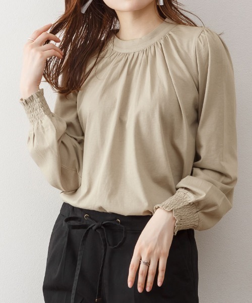 RCD(アールシーディー)の「プチハイネックボリュームスリーブカットソー(Tシャツ/カットソー・レディース・ブラック/チャコールグレー/ライトブラウン/グレイッシュベージュ/ホワイト・M-L/LL~3L/4L~5L)」の18枚目の写真