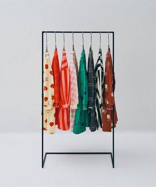 セール】【ジュニア対応】イロチ買いしたい総柄フレアカットソー