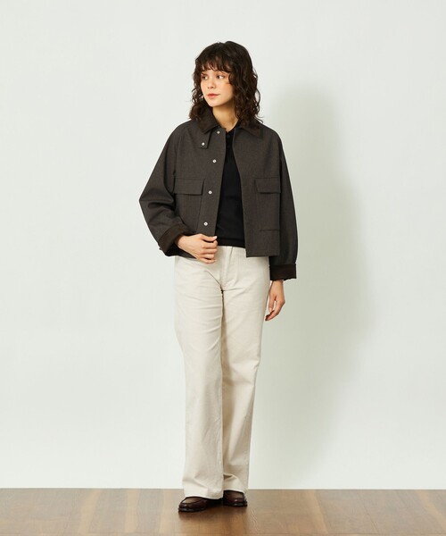 MACKINTOSH PHILOSOPHY(マッキントッシュ フィロソフィー)の「GREY LABEL 【SOMERFORD SHORT(サマーフォード ショート)】(ブルゾン・レディース・ブラウン系その他5/ベージュ/ダークネイビー・2/6)」の4枚目の写真