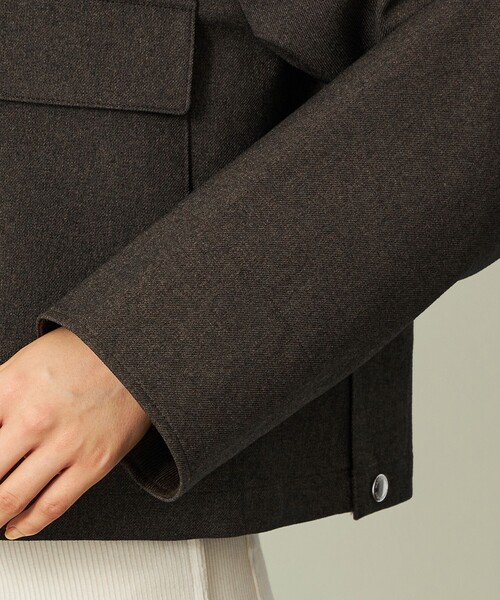 MACKINTOSH PHILOSOPHY(マッキントッシュ フィロソフィー)の「GREY LABEL 【SOMERFORD SHORT(サマーフォード ショート)】(ブルゾン・レディース・ブラウン系その他5/ベージュ/ダークネイビー・2/6)」の15枚目の写真