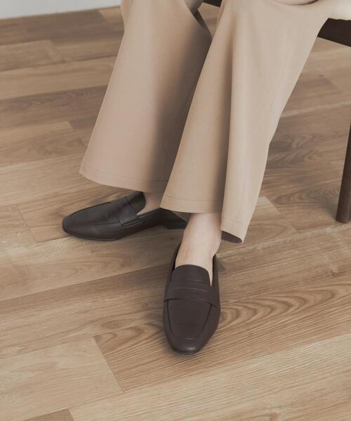 URBAN RESEARCH DOORS（アーバンリサーチドアーズ）の「ベーシックローファー（パンプス・レディース・ブラウン/ブラック・36/37/38）」の3枚目の写真