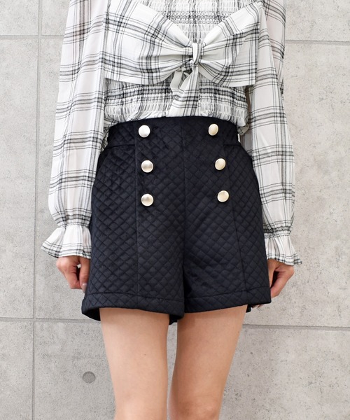 FUN(ファン)の「キルティングショートパンツ(その他パンツ・レディース・ボルドー/ブラック・L/M/S)」の2枚目の写真