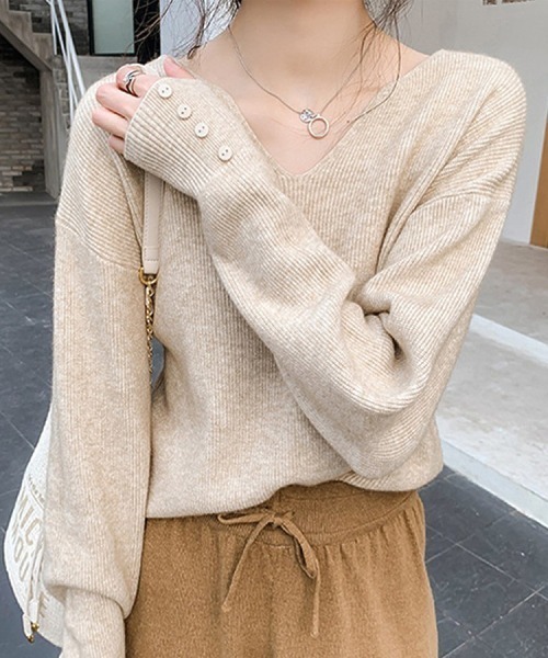 Beststore（ベストストア）の「【9色展開】キーネックニット リブニット キーネック 長袖 ニット レイヤードトップス 袖ボタン　中厚　きれいめカジュアル オフィスカジュアル 秋服 冬服（ニット/セーター・レディース・パープル/ベージュ/ピンク/レッド/ホワイト/ブラウン/ライトベージュ/ブラック/ブルー・FREE）」の11枚目の写真