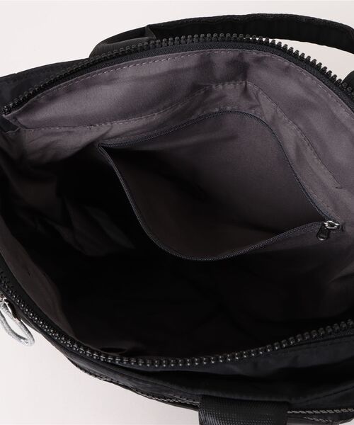 SALON de RUBAN(サロンドルヴァン)の「【SALON de RUBAN / サロン ド ルヴァン】 ドラえもん 2wayハンドバッグ(ハンドバッグ・レディース・カーキ/グレー/ブルー/ブラック・FREE)」の5枚目の写真