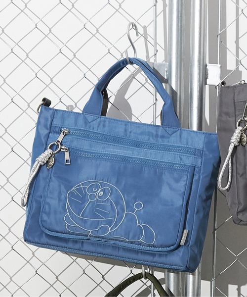 SALON de RUBAN(サロンドルヴァン)の「【SALON de RUBAN / サロン ド ルヴァン】 ドラえもん 2wayハンドバッグ(ハンドバッグ・レディース・カーキ/グレー/ブルー/ブラック・FREE)」の4枚目の写真