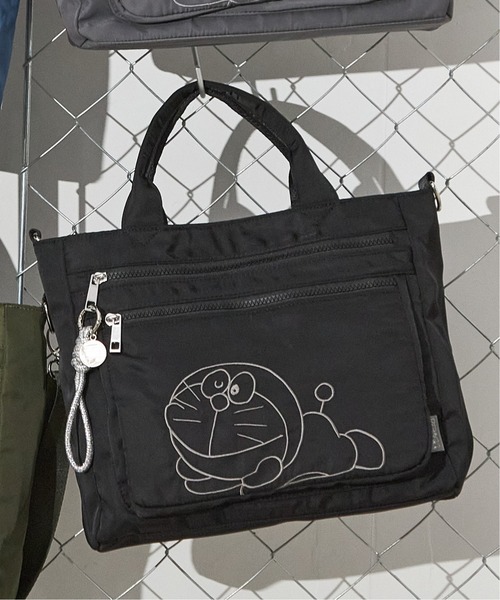 SALON de RUBAN(サロンドルヴァン)の「【SALON de RUBAN / サロン ド ルヴァン】 ドラえもん 2wayハンドバッグ(ハンドバッグ・レディース・カーキ/グレー/ブルー/ブラック・FREE)」の2枚目の写真