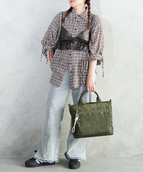 SALON de RUBAN(サロンドルヴァン)の「【SALON de RUBAN / サロン ド ルヴァン】 ドラえもん 2wayハンドバッグ(ハンドバッグ・レディース・カーキ/グレー/ブルー/ブラック・FREE)」の12枚目の写真