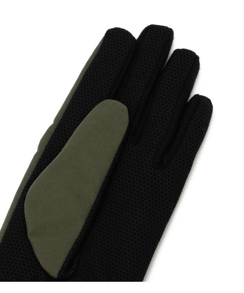 IL BISONTE（イルビゾンテ）の「IL BISONTE / グローブ / 2025 AUTUMN WINTER（手袋・レディース・カーキ/ブラック/グレー・1/2）」の7枚目の写真