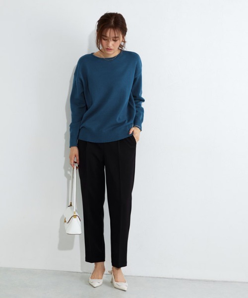 Pierrot(ピエロ)の「プレミアムカシミヤタッチボートネックオーバーサイズニット(ニット/セーター・レディース・ピンク系その他/アイボリー/杢グレー/ブラック/インディゴブルー/ベージュ・M/L)」の17枚目の写真