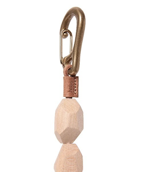 hobo(ホーボー)の「【hobo / ホーボー】 GEOMETRIC WOOD BEADS KEY RING with BRASS(キーホルダー・メンズ・ブラウン/キャメル・FREE)」の5枚目の写真