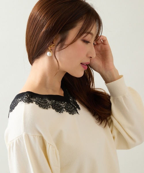 Rose Tiara(ローズティアラ)の「【前後2WAY】レースニットプルオーバー(ニット/セーター・レディース・オフホワイト/ブラック・38/42/46)」の7枚目の写真