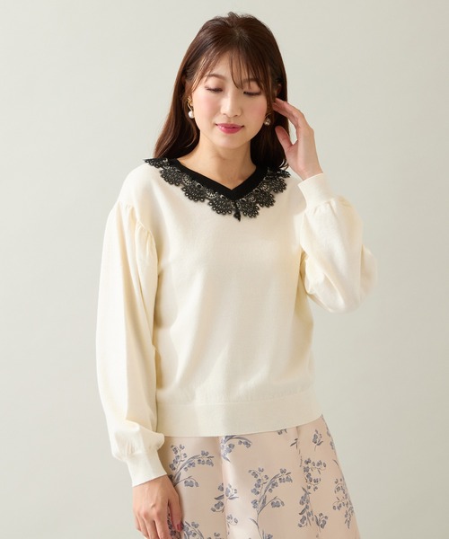 Rose Tiara(ローズティアラ)の「【前後2WAY】レースニットプルオーバー(ニット/セーター・レディース・オフホワイト/ブラック・38/42/46)」の4枚目の写真