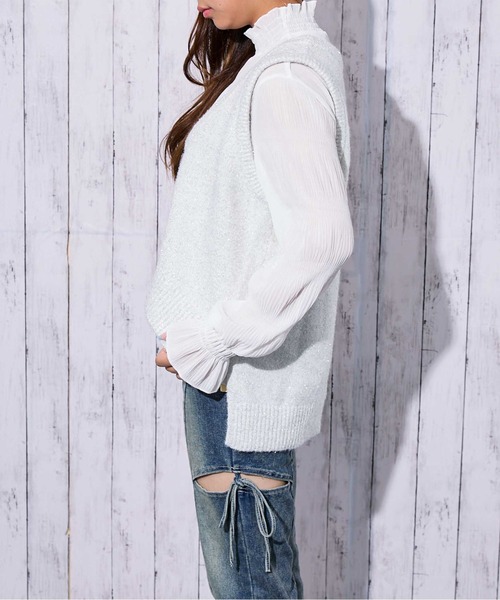 GORGE(ゴージ)の「《ラメ×前後差ヘム》レディース ニットベスト ノースリーブ プルオーバー レイヤード 春秋冬(ベスト・レディース・アイボリー/ブラック/グレー・F)」の6枚目の写真
