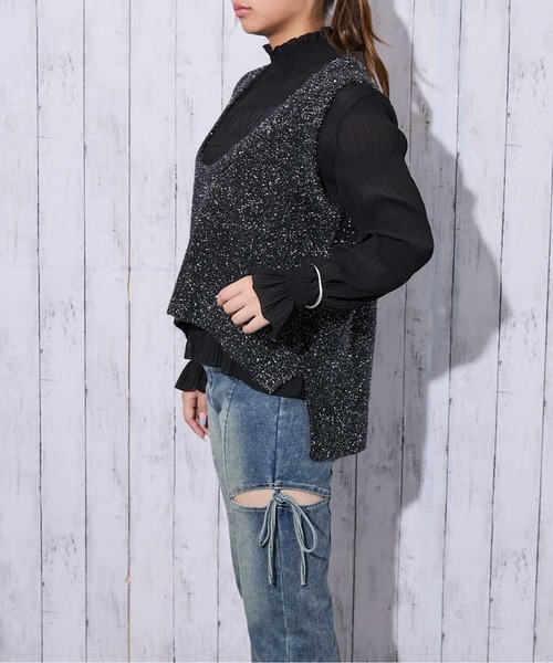 GORGE(ゴージ)の「《ラメ×前後差ヘム》レディース ニットベスト ノースリーブ プルオーバー レイヤード 春秋冬(ベスト・レディース・アイボリー/ブラック/グレー・F)」の9枚目の写真