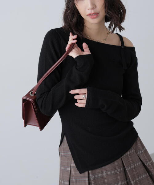 FREE'S MART(フリーズマート)の「◆ワンショルダーストラップニット(ニット/セーター・レディース・グレー/ブラック/ホワイト/ピンク・FREE)」の6枚目の写真