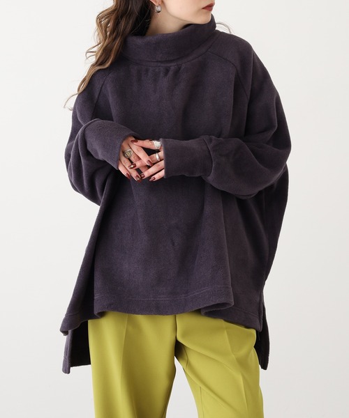 OMNES（オムネス）の「ふわふわフリースワイドシルエットタートル長袖（その他トップス・レディース・キャメル/チャコール/アイボリー・FREE）」の2枚目の写真