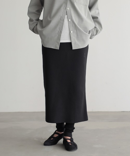 for/c（フォーシー）の「レギンスドッキングニットスカート【サスティナブル】（スカート・レディース・ブラック/グレー・M/L）」の4枚目の写真