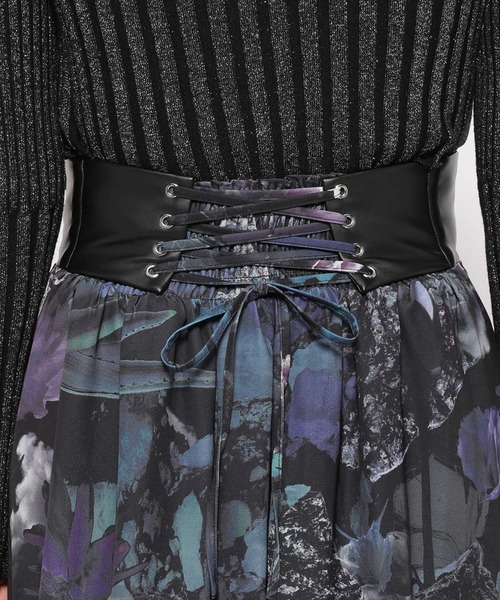 HARE（ハレ）の「フラワーバックレースアップハイウエストスカート(HARE)（スカート・レディース・ホワイト/ブラック・FREE）」の22枚目の写真