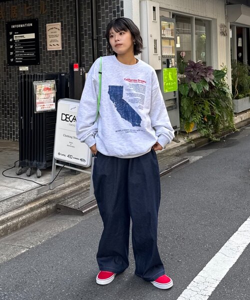CIAOPANIC TYPY(チャオパニックティピー)の「【ユニセックス】マップ柄ロゴスウェットプルオーバー(スウェット・メンズ・ブラック/ボルドー/ライトグレー・MEDIUM/LARGE)」の21枚目の写真