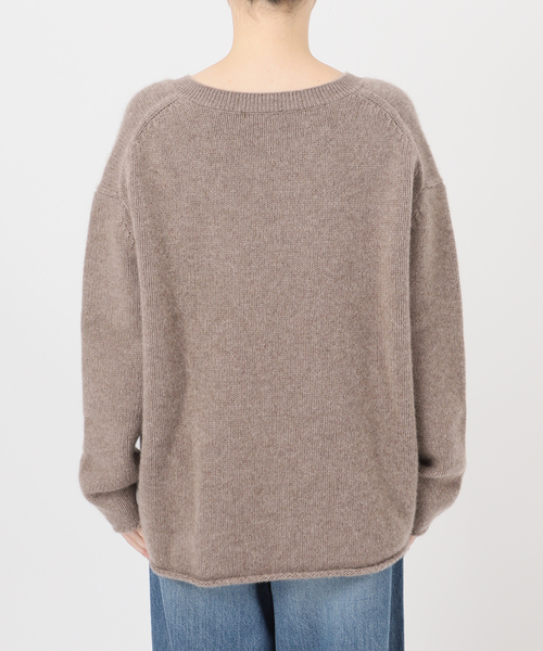 journal standard L'essage（ジャーナルスタンダードレサージュ）の「【R2W/アールツーダブリュー】CECILY CASH LOOSE V NECK KN：ニット（ニット/セーター・レディース・ブラック/ブラウン・1）」の17枚目の写真
