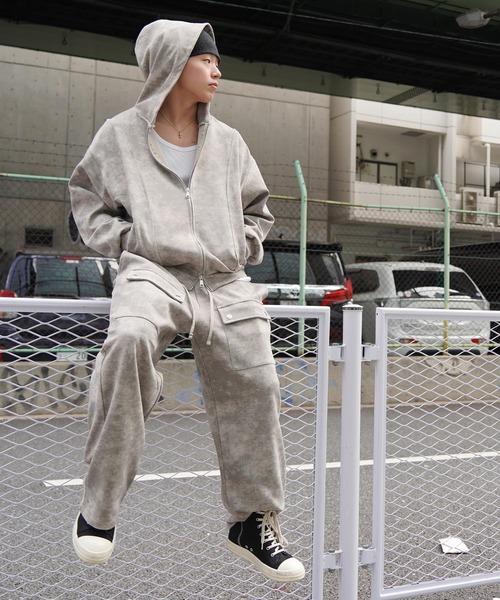 GUIDER（ガイダー）の「【GUIDER】［セットアップ対応］ボンディング ZIP フーディー / Bondi ZIP Hoodie（パーカー・メンズ・ベージュ/ブラック・L/XL/M）」の14枚目の写真
