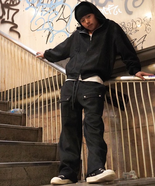 GUIDER（ガイダー）の「【GUIDER】［セットアップ対応］ボンディング ZIP フーディー / Bondi ZIP Hoodie（パーカー・メンズ・ベージュ/ブラック・L/XL/M）」の7枚目の写真