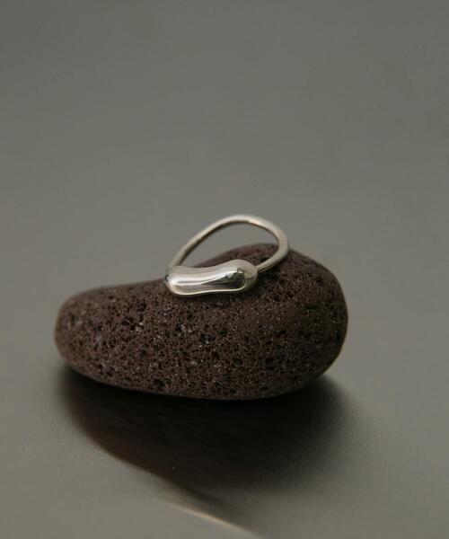 SMELLY（スメリー）の「SMELLY so’　plump curved line ring（リング・レディース・シルバー・11）」の3枚目の写真