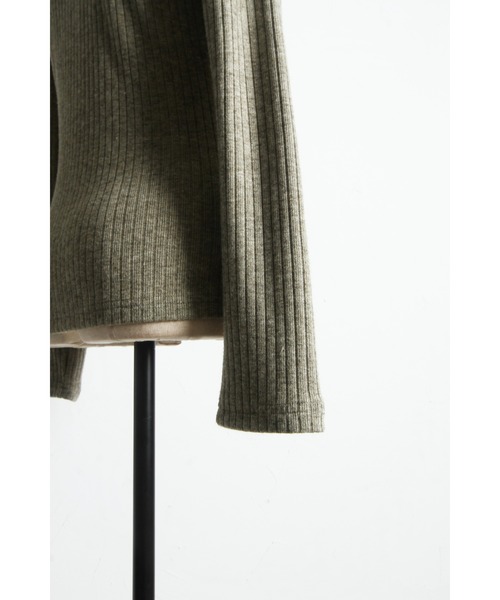 ARVELLIA(アルベリア)の「DOUBLE COLLAR RIB KNIT(Tシャツ/カットソー・レディース・カーキ/ダークグレー・M)」の22枚目の写真