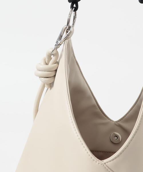 URBAN RESEARCH Sonny Label(アーバンリサーチサニーレーベル)の「トライアングル2WAYバッグ(ハンドバッグ・レディース・ブラック/ライトベージュ/ブラウン・ONE)」の7枚目の写真