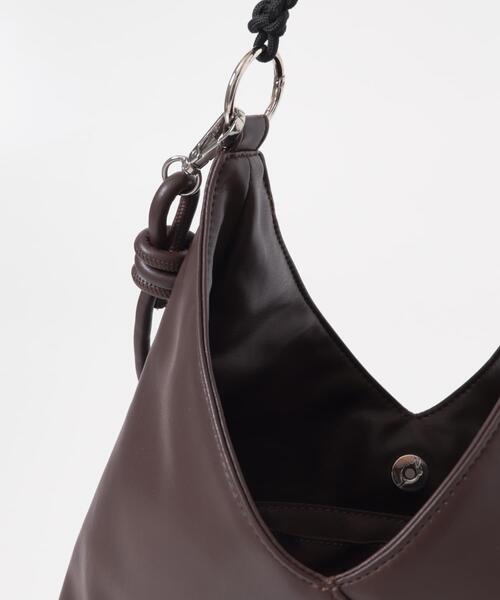 URBAN RESEARCH Sonny Label(アーバンリサーチサニーレーベル)の「トライアングル2WAYバッグ(ハンドバッグ・レディース・ブラック/ライトベージュ/ブラウン・ONE)」の11枚目の写真