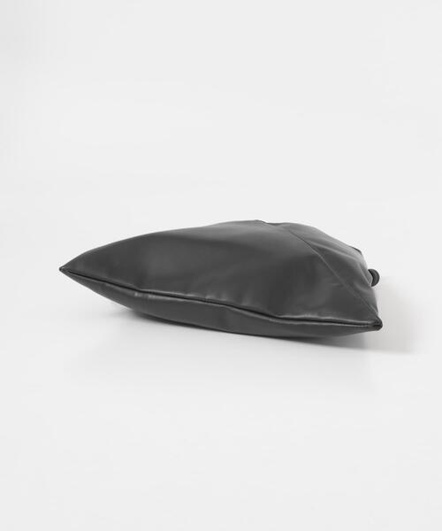 URBAN RESEARCH Sonny Label(アーバンリサーチサニーレーベル)の「トライアングル2WAYバッグ(ハンドバッグ・レディース・ブラック/ライトベージュ/ブラウン・ONE)」の17枚目の写真