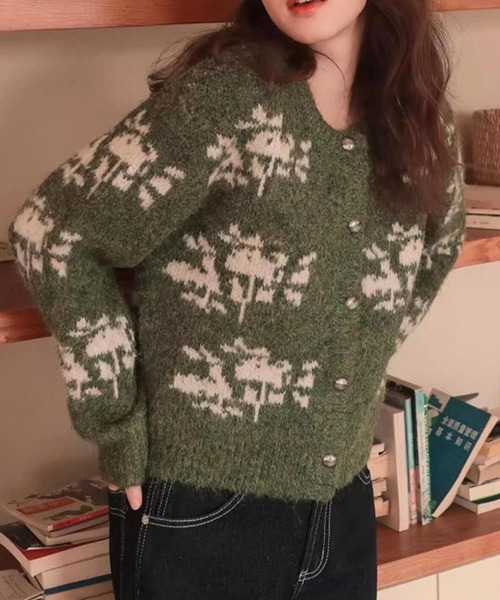 Vipoa(ヴィポア)の「Fair Isle flower knit cardigan(カーディガン/ボレロ・レディース・グリーン系その他/グレー・FREE)」の2枚目の写真