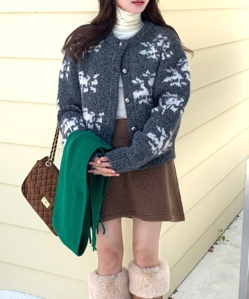 Vipoa(ヴィポア)の「Fair Isle flower knit cardigan(カーディガン/ボレロ・レディース・グリーン系その他/グレー・FREE)」の14枚目の写真