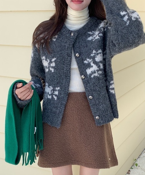 Vipoa(ヴィポア)の「Fair Isle flower knit cardigan(カーディガン/ボレロ・レディース・グリーン系その他/グレー・FREE)」の10枚目の写真