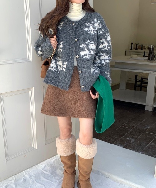 Vipoa(ヴィポア)の「Fair Isle flower knit cardigan(カーディガン/ボレロ・レディース・グリーン系その他/グレー・FREE)」の8枚目の写真