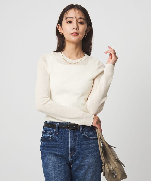 green label relaxing（グリーンレーベルリラクシング）の「ウール シアー リブ クルーネック ニット ウォッシャブル（ニット/セーター・レディース・オフホワイト/ライトピンク/ダークグレー/ベージュ・FREE）」の2枚目の写真